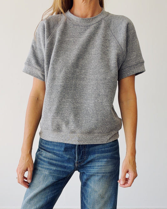 The Short Sleeve Sweatshirt P.E. Grey