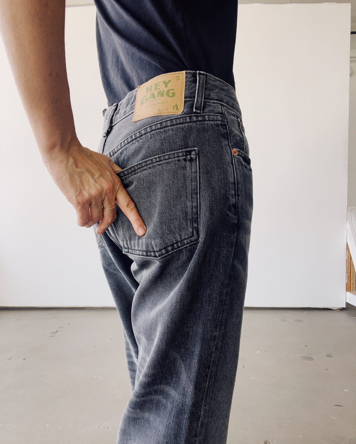 The Loose Crop Jett Wash