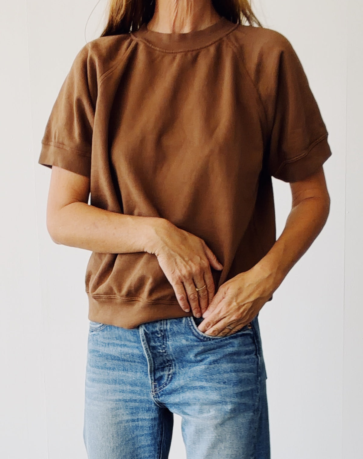 The Short Sleeve Sweatshirt Carob