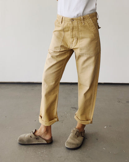 The Officer Pant Sand